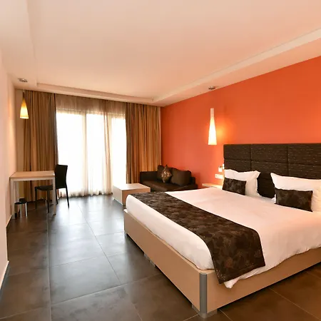 Ξενοδοχείο Sh Dolce 4*